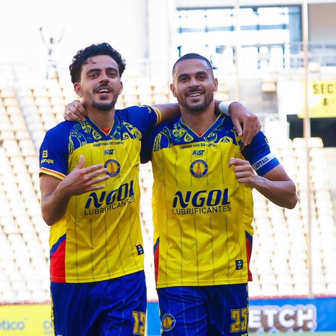 Benny marca e Petro arranca segunda volta em grande