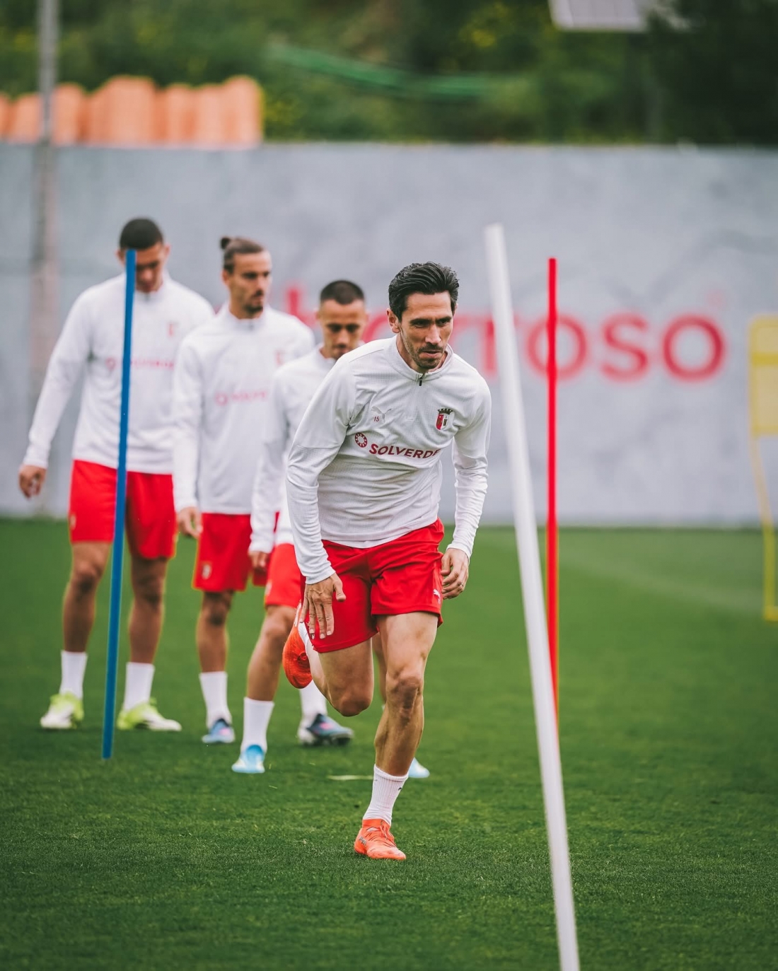  Paulo Oliveira nas meias-finais da Liga Europa 