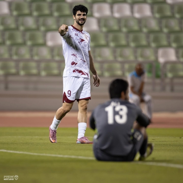 Luc�o reaches 25 goals this season