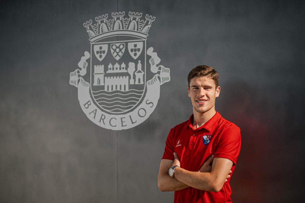 Kiko Vilas Boas signs for Gil Vicente