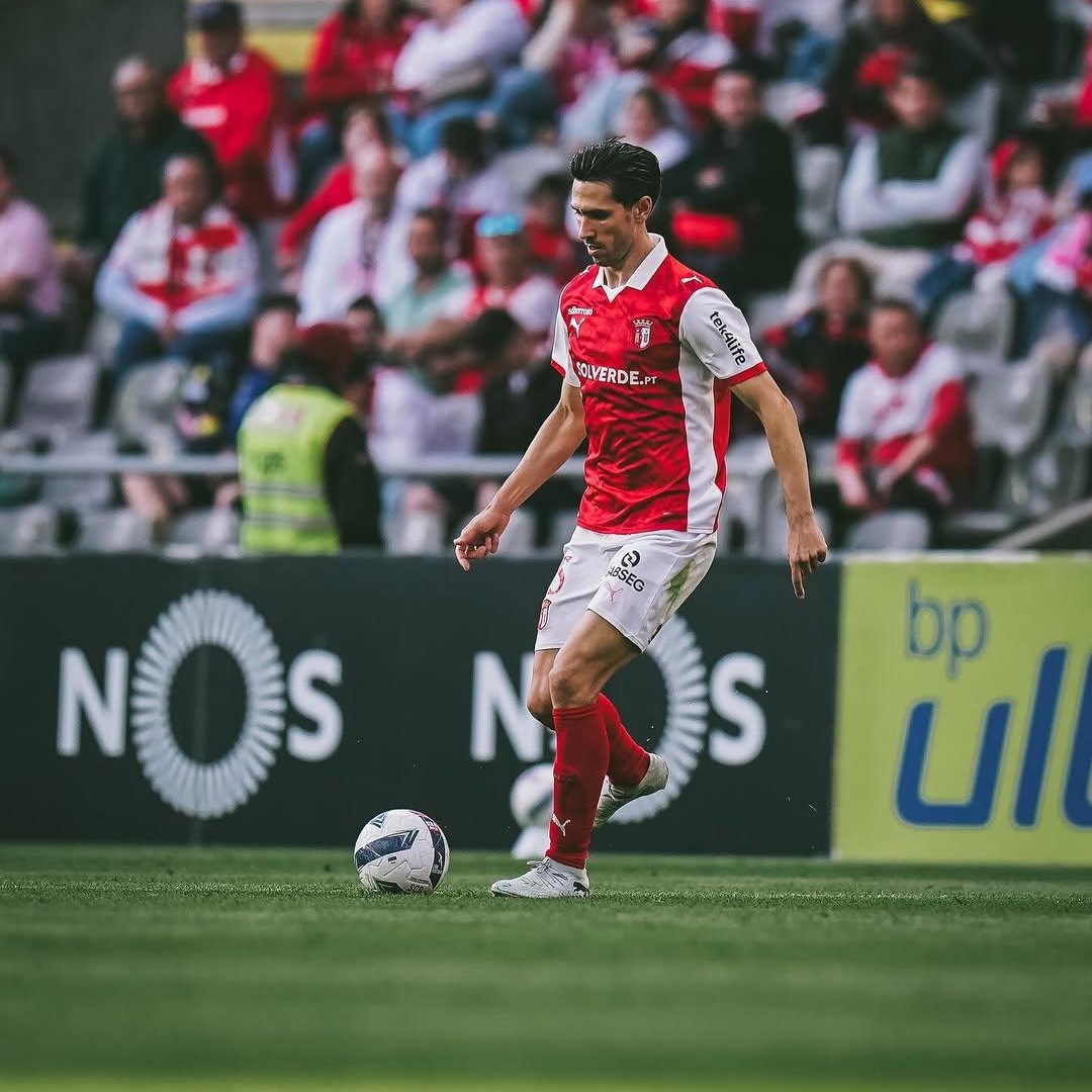 Paulo Oliveira ends the season with 165 appearances in red and white