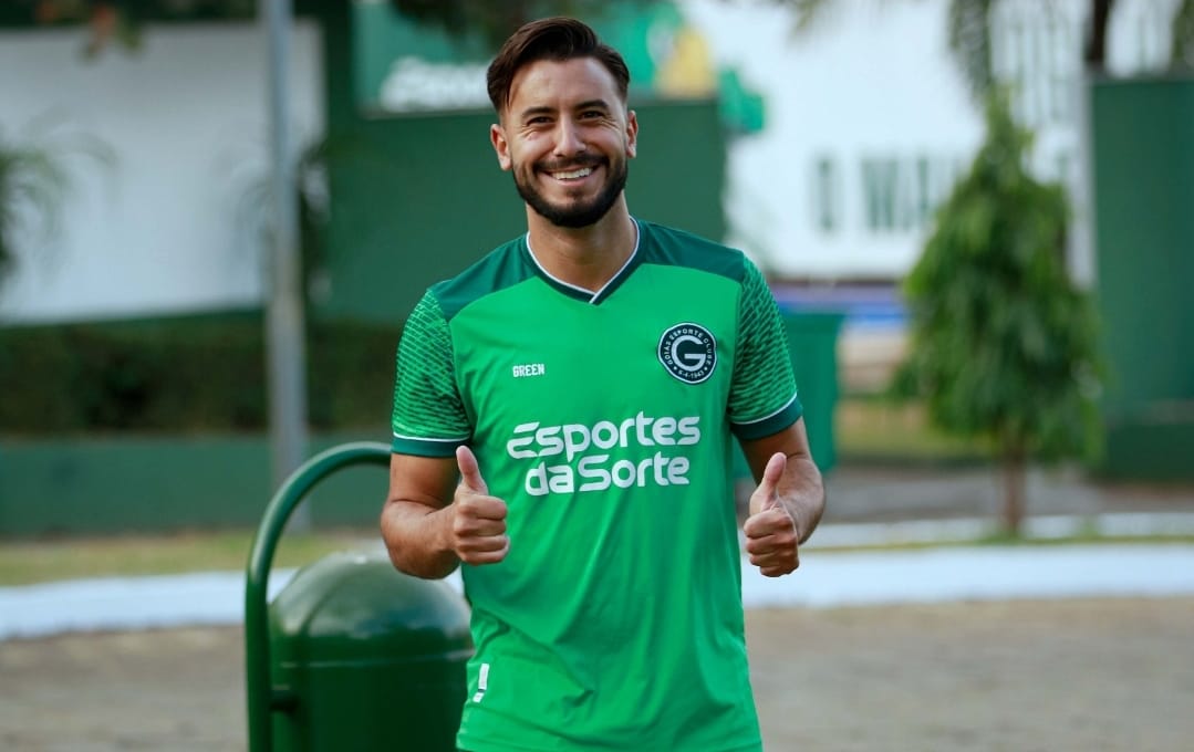 Raphael Guzzo debuts with victory for Goi�s