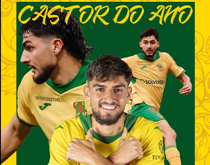 Sim�o Rocha named player of the year at Pa�os de Ferreira